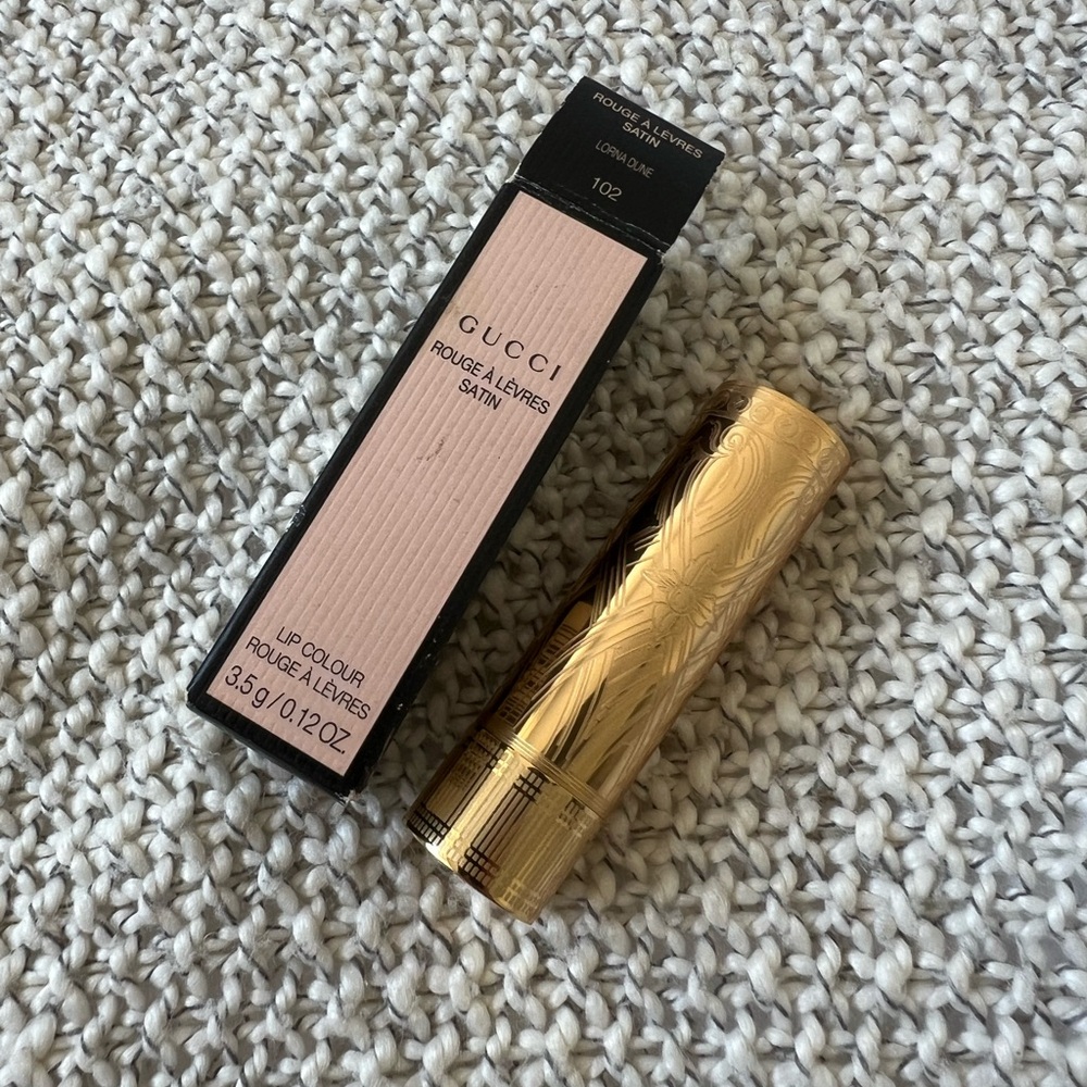 Gucci Rouge à Lèvres Satin Lipstick - Elegant Gold Case